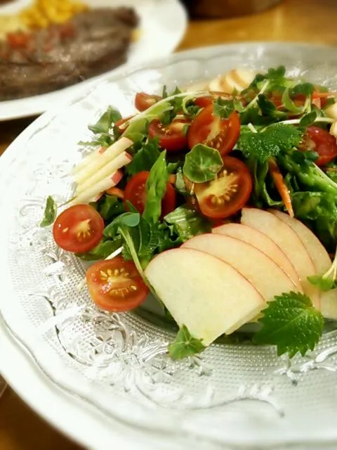 自家製野菜 薫りと食感のサラダ|徳之島トトロンヌさん