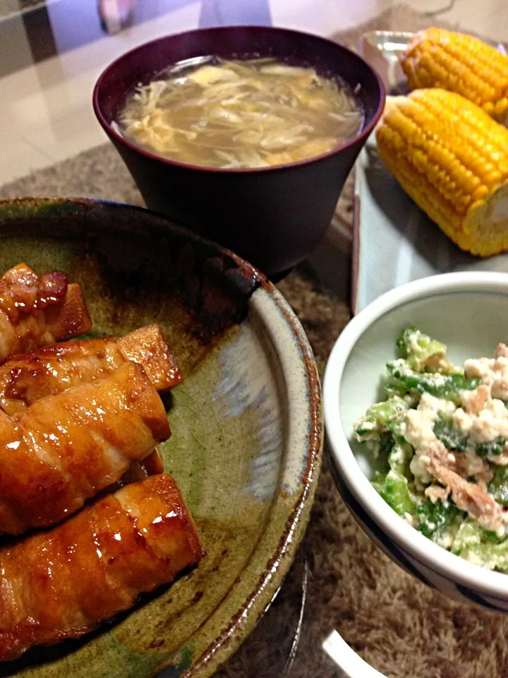 Snapdishの料理写真:高野豆腐の肉巻き照り焼き、みょうがのかき玉汁、ゴーヤと豆腐のサラダ、茹でとうもろこし|やっちゃんさん