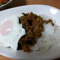 Snapdishの料理写真:夏野菜たっぷりドライカレー*|YASUKEYさん