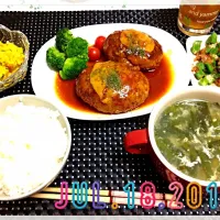 Snapdishの料理写真:煮込みハンバーグ☆|わくぴ☆さん