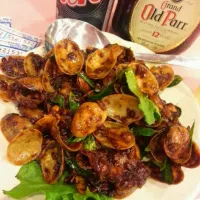 clams with dried prawns chilli...happy hour with friends in Seremban Malaysia|yapさん