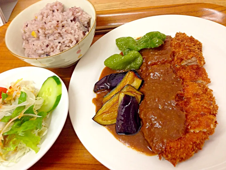 まかないチキンカツと夏野菜フライ|まからいとさん