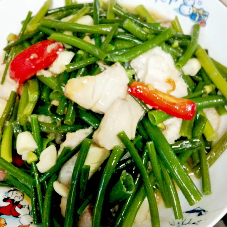 Stir fry spring flower with fish fillet|laumeikuanさん