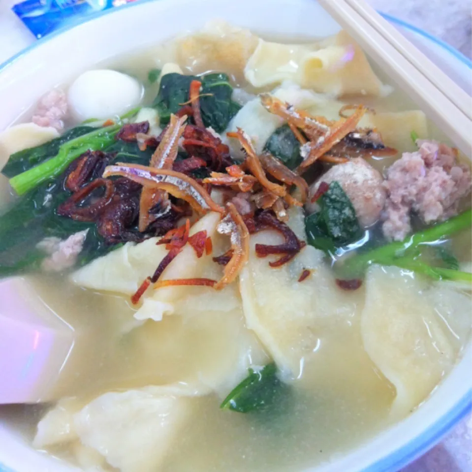 Handmade noodle soup|laumeikuanさん