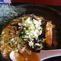 豚骨醤油ラーメン|あきさん