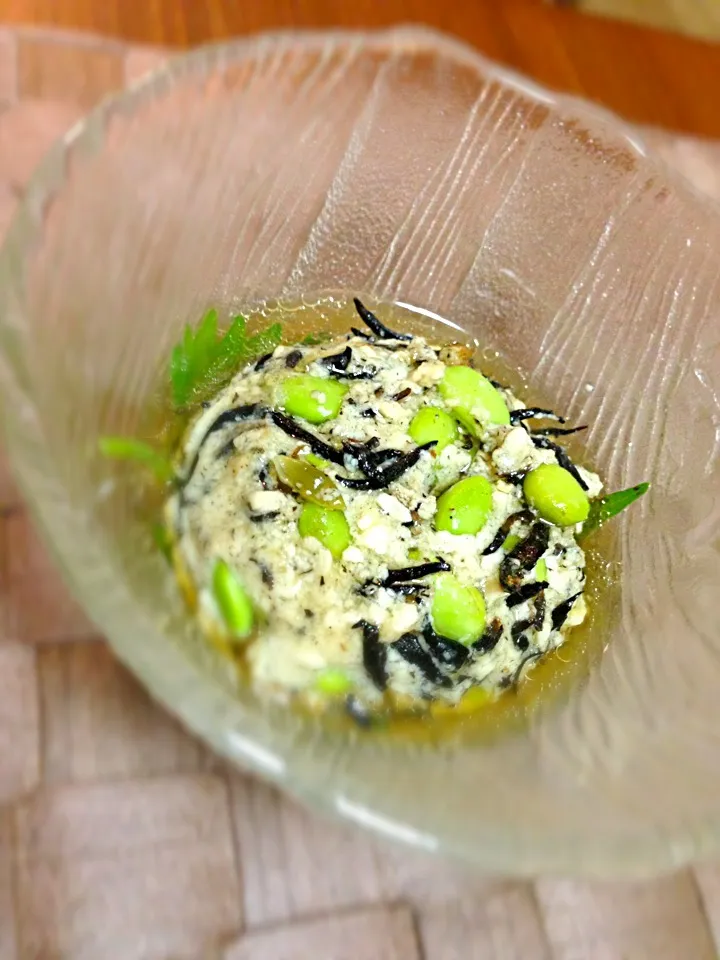 枝豆とひじきの蒸し豆腐団子|naturaさん