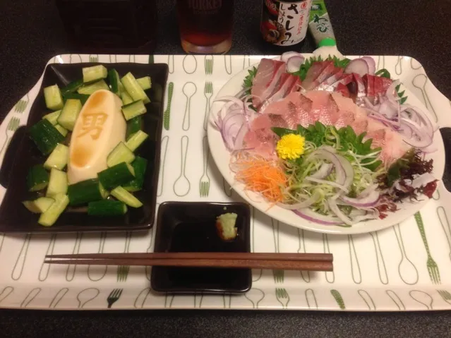 甘鯛と鰤のお造り、男奴キュウリ！( ?´_ゝ｀)✨|サソリさん