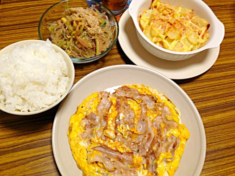 とん平焼きと春雨サラダとミルフィーユグラタン|ジョージさん