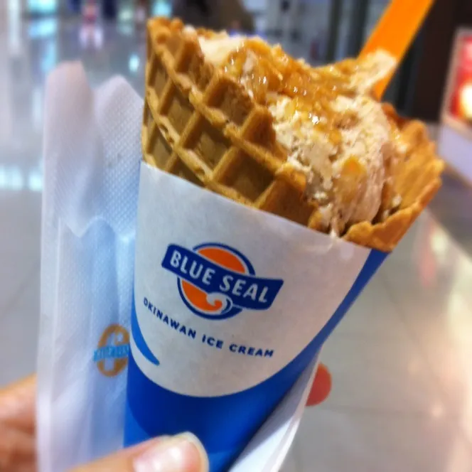 Snapdishの料理写真:Okinawa Blue Seal's Ice-cream 😊👍 Caramel Macchiato in a Waffle Cone|@projecthoneypotさん