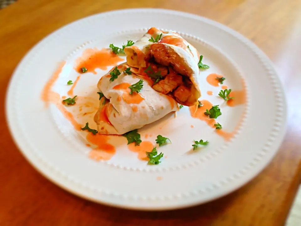 Uncle Gary's Candied Jalapeño BBQ Chicken n pepper Jack cheese wrap|Gary Langerさん