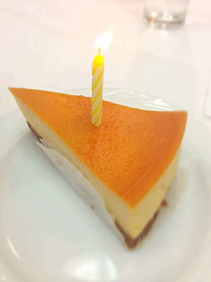 Snapdishの料理写真:Birthday cake!!|Angie Rayaさん