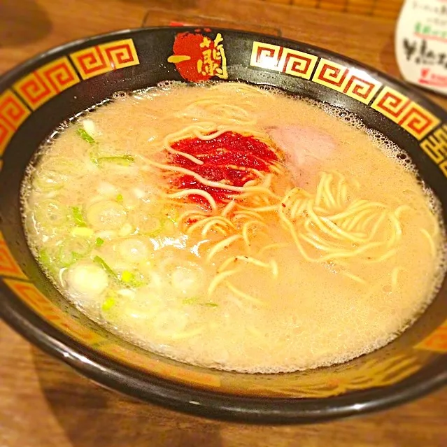 Snapdishの料理写真:とんこつラーメン|さきさん