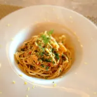 Snapdishの料理写真:Spaghetti with crab meat & dill sauce|Joiajoyさん