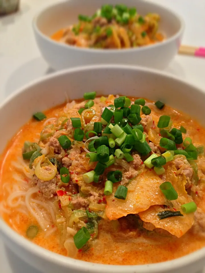 Vermicelli in kimchi soya soup ☆ キムチ豆乳ひき肉そうめん|harupiさん