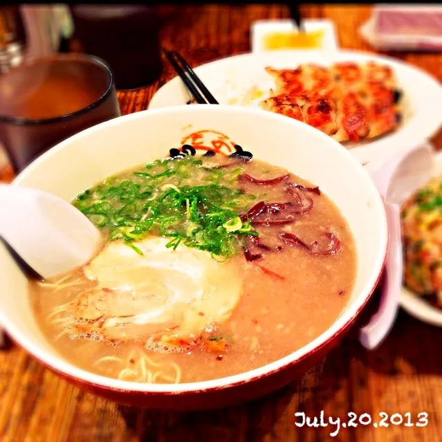 「だるま」の豚骨ラーメン|Maiさん