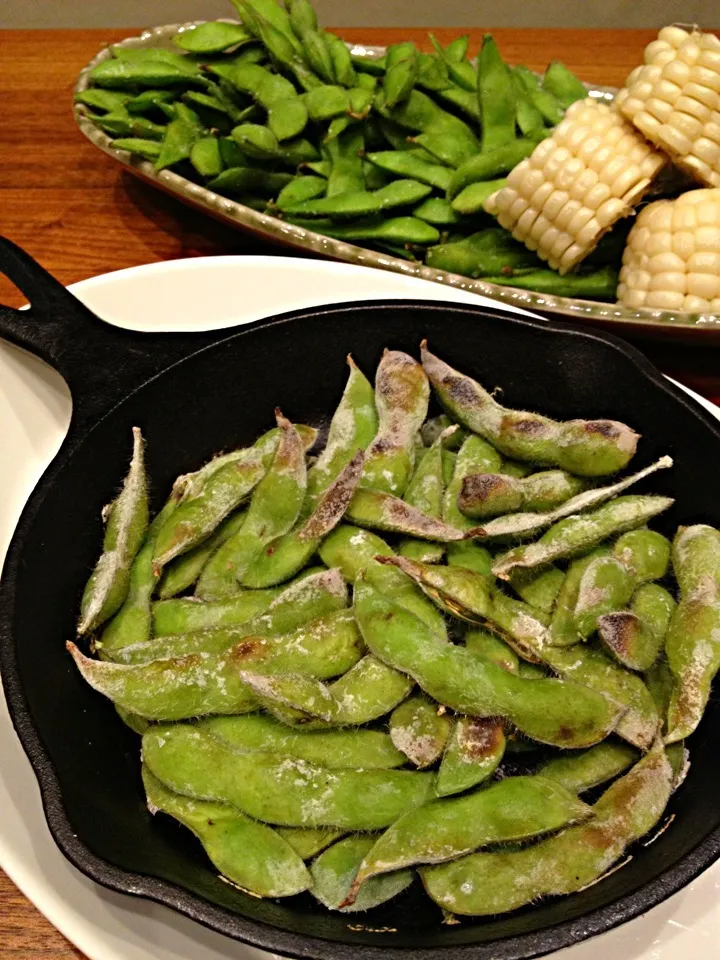 枝豆茹でと焼き！|てつやさん