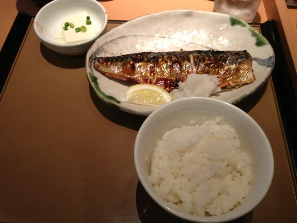 Snapdishの料理写真:Saba set in shinjuku|Lindy Teoさん