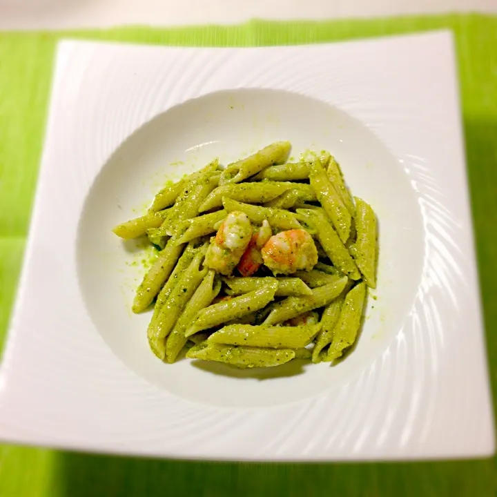 海老とアーモンドペーストのパスタ Pasta con gamberi e pesto di mandorla|kimurasatoshitogoonapicnicさん