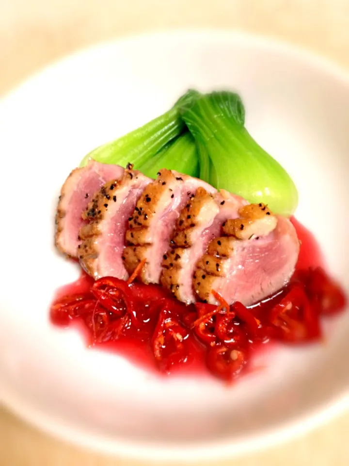 Seared Duck, Chile Plum Sauce, Bok Choy|chris bowdenさん