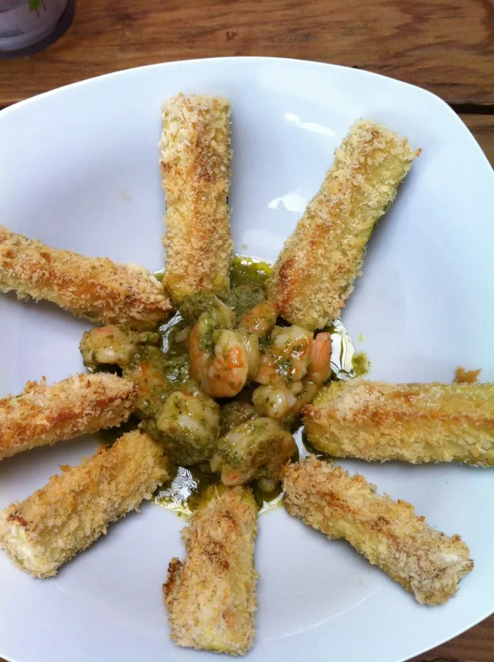 Snapdishの料理写真:Pesto Shrimp & Zucchini Fries|Trisha & Patさん