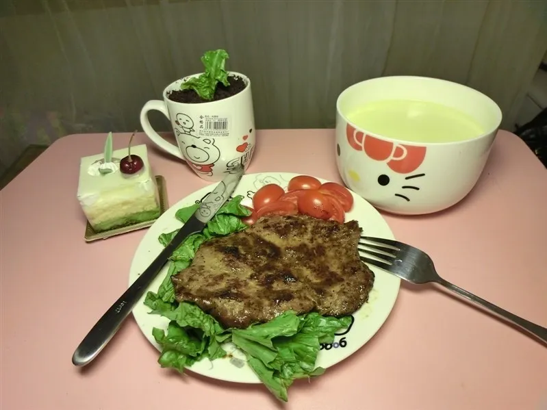 Snapdishの料理写真:亲手做的牛排   好好吃|啊lukiさん