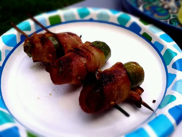 Snapdishの料理写真:bacon wrapped bbq jalapenos stuffed with cream cheese|ryan goldenさん