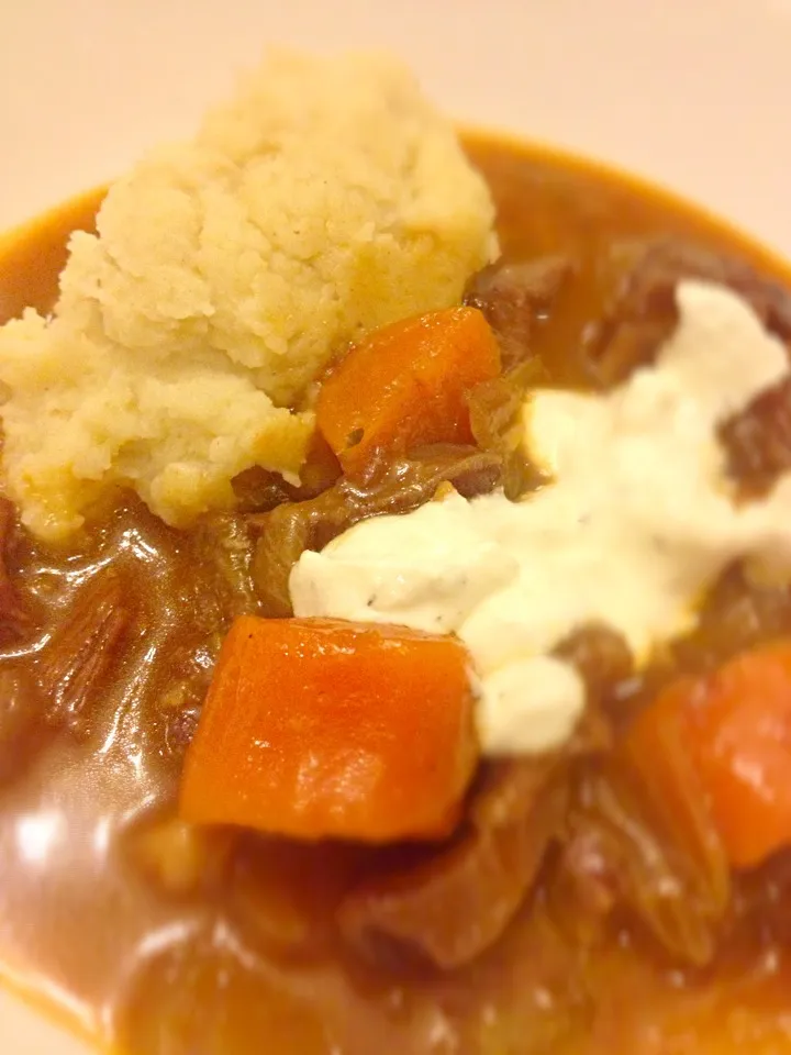 Krombacher-Dark Beef Stew|intiraさん