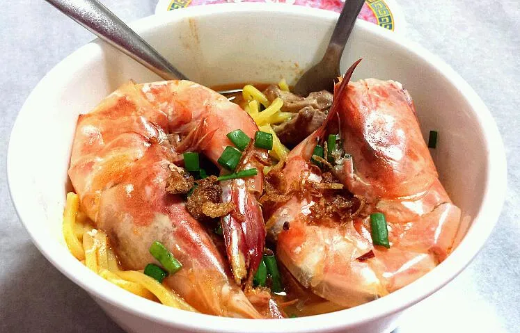 Homemade Prawn Noodles|Lynn Tayさん