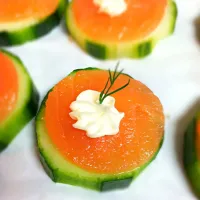 Snapdishの料理写真:Cucumber &smoked salmon canapé|Lauren Cordovaさん