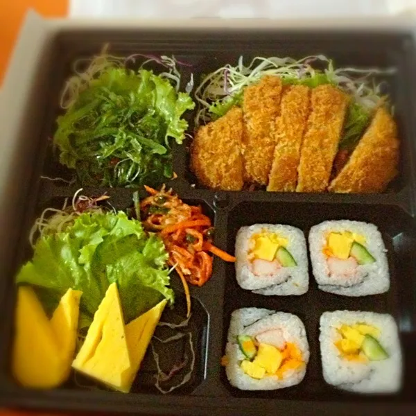 Snapdishの料理写真:Tonkatsu bento 🍱|KanoKさん