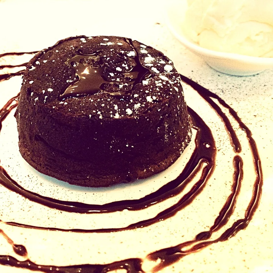 Chocolate Lava Cake|Panaddaさん