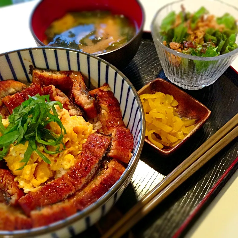 土用の丑なので鰻玉丼♥|あねらさん