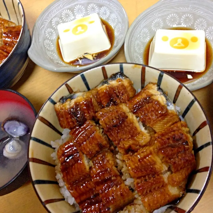 うな丼  土用シジミの味噌汁  リラックマの冷奴💓|りつ(*≧艸≦)さん