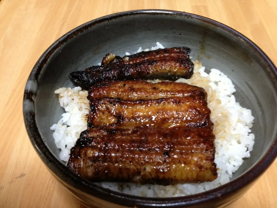 土用丑の日に自宅で、うな丼|まさとさん