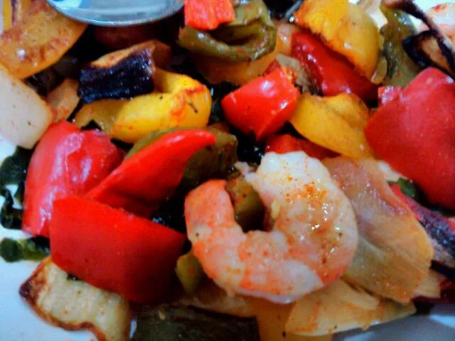 grilled shrimp , bell peppers and onion|Helen Leeさん