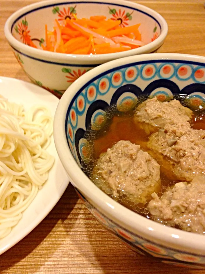 Snapdishの料理写真:肉団子つけ素麺☆にんじんのナムル|hanrun73さん