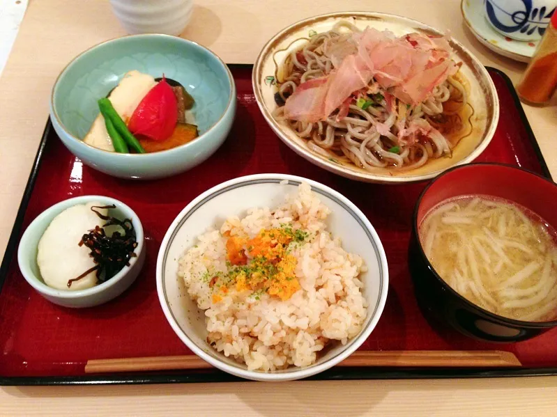 Snapdishの料理写真:おろしそばとウニご飯|chan mitsuさん