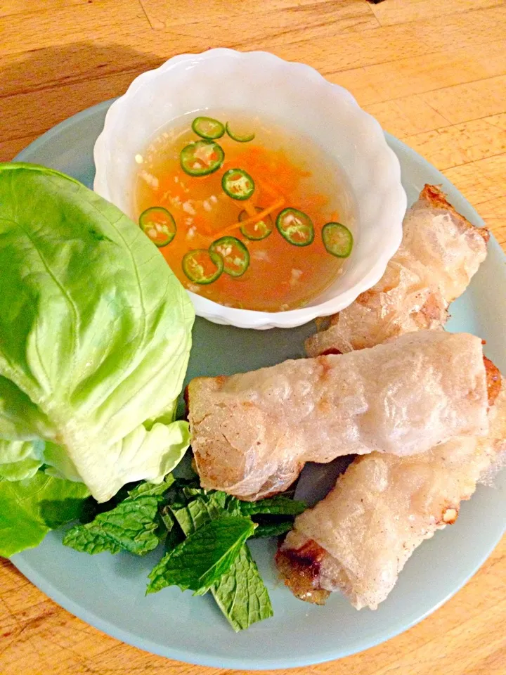 Vietnamese chicken & shrimp  nems (fried spring rolls)|Allisonさん