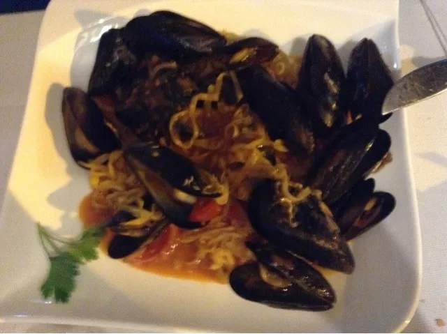 Tagliatelle fatte in casa con le cozze|giacomo liさん