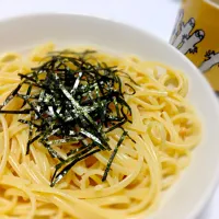 Snapdishの料理写真:明太子生クリームパスタ|まっこもさん