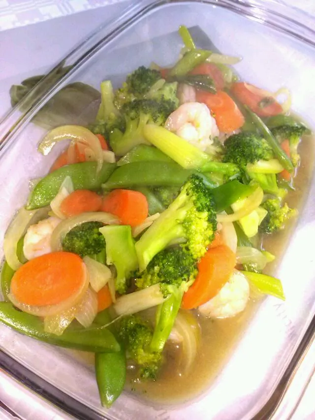 capcoi,veggie mixed with prawns|Regina Lavetさん