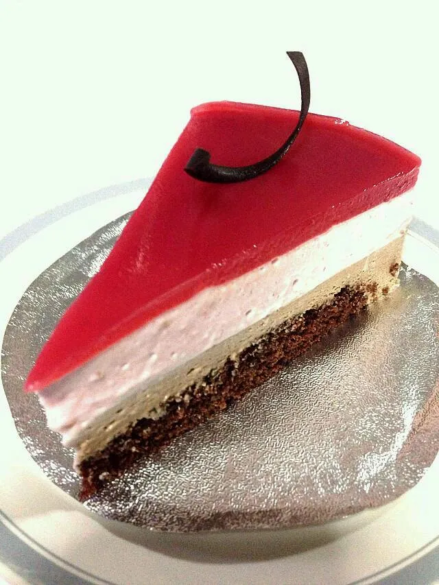 DarkChoco & Raspberry Mousse Cake|Somrasri Sukhonthasapさん