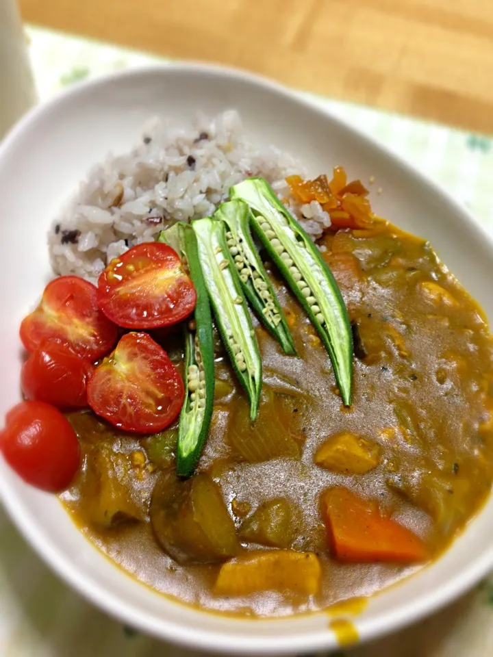 🐓夏野菜カレー🍛|こいちさん