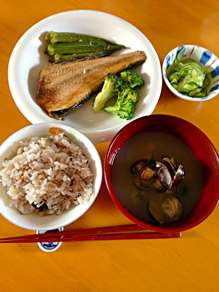 ホッケ、野菜おかず、しじみの味噌汁|mamiさん