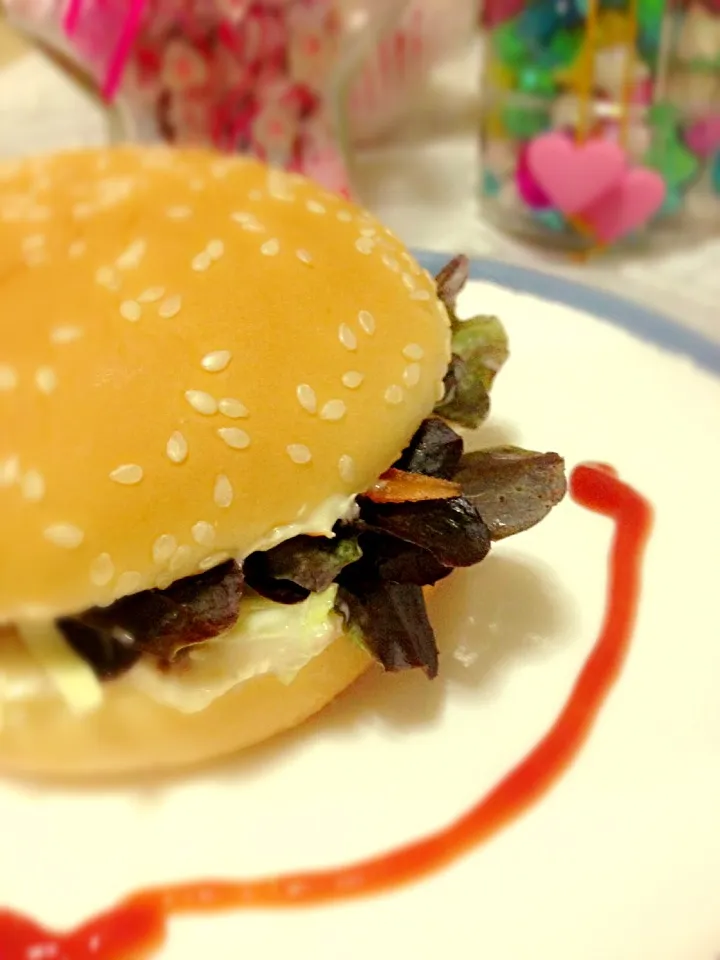 Hamburger Tuna salad|🍴melody🍛🎶さん