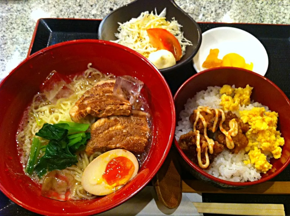 冷し角煮ラーメンと二色小丼|uchikawa hiroshiさん