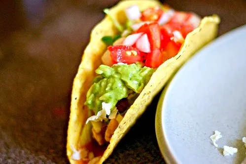 Chicken tacos|kelly ighiriaroさん