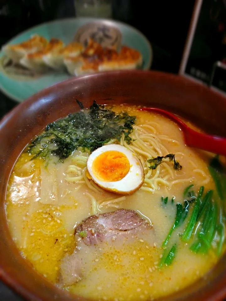 白味噌ラーメン&餃子|michiteruさん