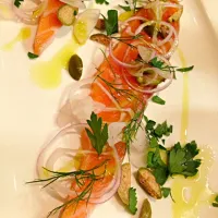 Snapdishの料理写真:Salmon carpaccio|Tristan Choiさん