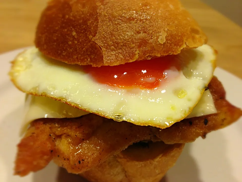 Roasted chicken leg burger @ home|Larry Chuさん